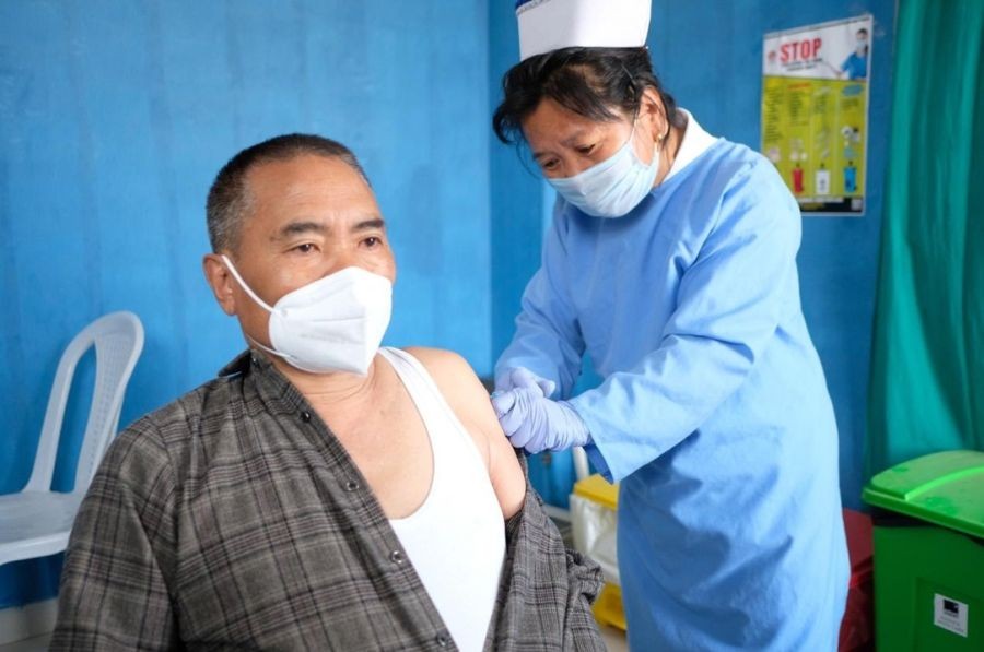 Managing Director, Naga Hospital Authority Kohima Dr Thorsie Katiry receiving the second dose of COVID-19 vaccine at NHAK on February 14, 2021. According to State COVID-19 WarRoom’s Dashboard, as of September 30, a total of 99.58% healthcare workers have received 1st dose of COVID-19 vaccine while 82.56% of them are fully vaccinated. (DIPR File Photo)